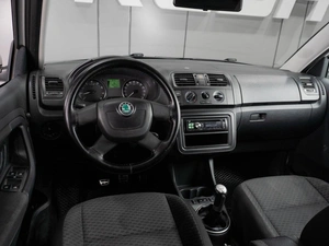 Хетчбэк Skoda Fabia 2012 года, 599000 рублей, Тюмень