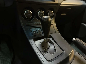 Седан Mazda 3 2012 года, 927000 рублей, Красноярск