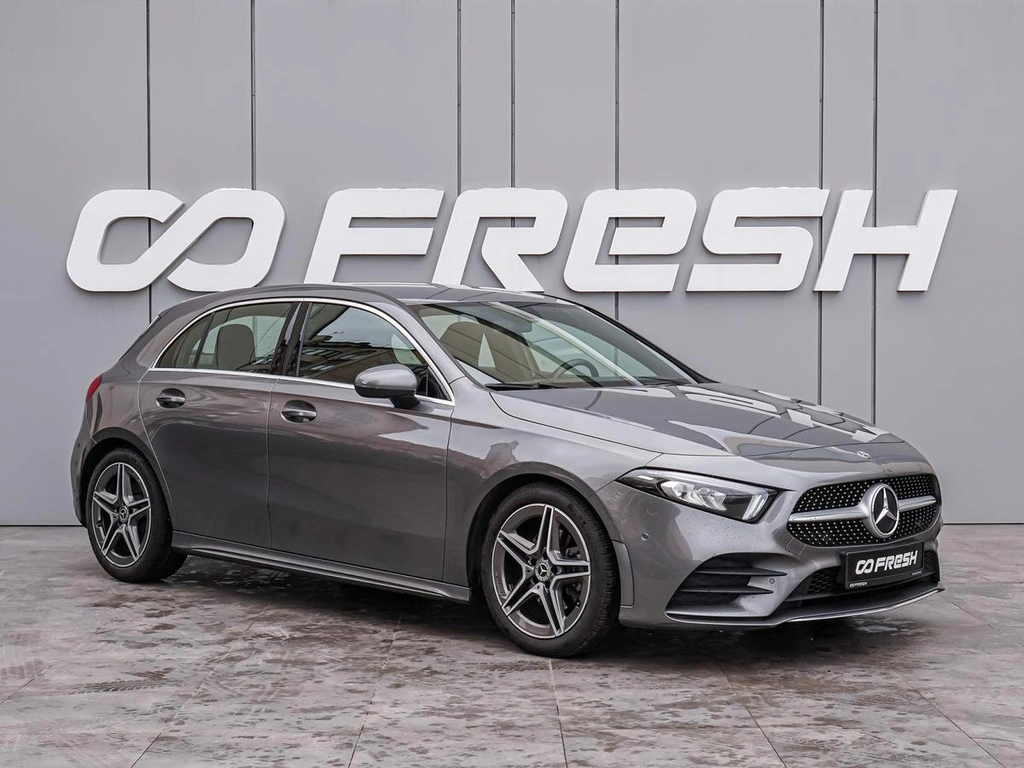 Хетчбэк Mercedes-benz A-класс 2019 года, 2398000 рублей, Краснодар