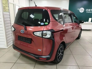 Минивэн Toyota Sienta 2016 года, 1100000 рублей, Ачинск