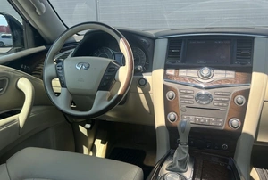 Внедорожник Infiniti QX56 2011 года, 2090000 рублей, Солонцы