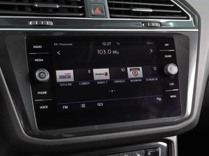 Внедорожник Volkswagen Tiguan 2018 года, 2399000 рублей, Воронеж