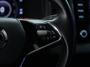 Внедорожник Skoda Karoq 2021 года, 2099050 рублей, Москва