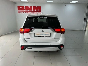 Внедорожник Mitsubishi Outlander 2019 года, 2960000 рублей, Смоленск
