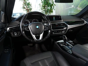Седан BMW 5 серия 2018 года, 3438000 рублей, Тверь