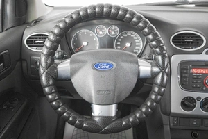 Седан Ford Focus 2007 года, 529000 рублей, Кемерово
