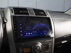 Седан Toyota Corolla 2007 года, 930000 рублей, Омск