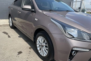 Седан Kia Rio 2018 года, 1275000 рублей, Солонцы