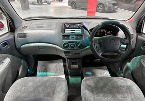 Минивэн Toyota Raum 1999 года, 360000 рублей, Красноярск