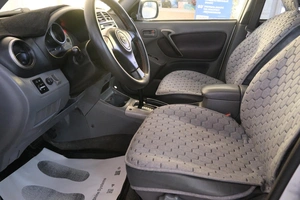 Внедорожник Toyota RAV4 2001 года, 769000 рублей, Омск