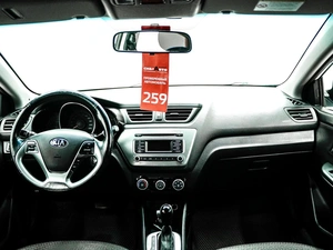 Седан Kia Rio 2017 года, 1090000 рублей, Красноярск