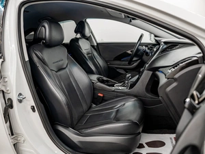 Седан Hyundai Grandeur 2013 года, 1680000 рублей, Красноярск