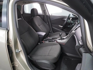 Хетчбэк Opel Astra 2010 года, 669000 рублей, Воронеж