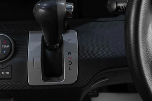 Минивэн Honda Freed 2012 года, 1169000 рублей, Челябинск