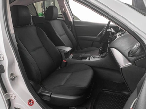 Седан Mazda 3 2012 года, 989000 рублей, Тюмень