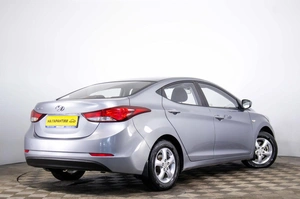 Седан Hyundai Elantra 2015 года, 1349000 рублей, Пермь