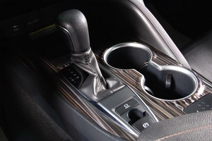 Седан Toyota Camry 2019 года, 2859000 рублей, Сургут