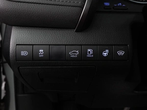 Седан Toyota Camry 2021 года, 2369000 рублей, Воронеж