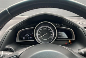 Хетчбэк Mazda Axela 2014 года, 1140000 рублей, Солонцы