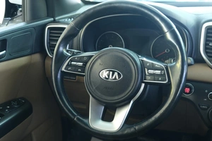 Внедорожник Kia Sportage 2019 года, 2349000 рублей, Омск