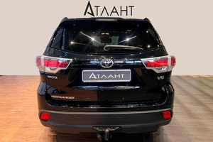 Внедорожник Toyota Highlander 2015 года, 2799000 рублей, Красноярск