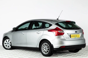 Хетчбэк Ford Focus 2012 года, 879000 рублей, Челябинск