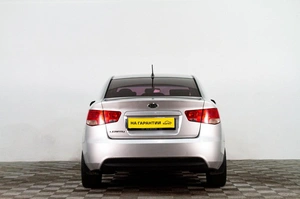 Седан Kia Cerato 2009 года, 829000 рублей, Сургут