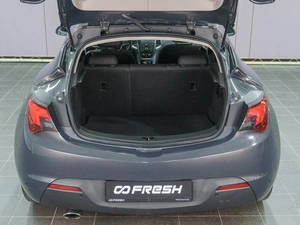 Хетчбэк Opel Astra 2013 года, 999000 рублей, Сургут