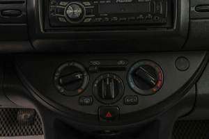 Хетчбэк Nissan Note 2011 года, 699000 рублей, Челябинск