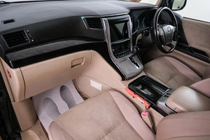 Минивэн Toyota Alphard 2012 года, 2429000 рублей, Красноярск