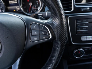 Внедорожник Mercedes-benz GLE-класс 2016 года, 3089000 рублей, Саратов