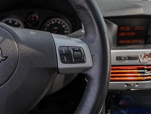Хетчбэк Opel Astra 2013 года, 540000 рублей, Краснодар