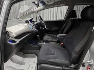 Хетчбэк Honda Fit 2013 года, 799000 рублей, Красноярск