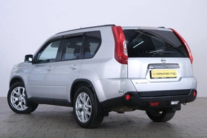 Внедорожник Nissan X-Trail 2012 года, 1489000 рублей, Омск