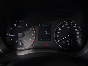 Седан Hyundai Solaris 2017 года, 1328000 рублей, Тверь