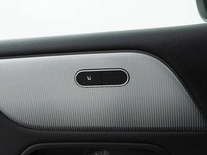 Хетчбэк Mercedes-benz B-класс 2019 года, 1897077 рублей, Москва