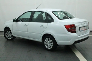 Седан ВАЗ (LADA) Granta 2023 года, 705000 рублей, Красноярск