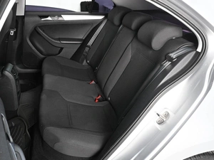 Седан Volkswagen Jetta 2018 года, 1549000 рублей, Ростов-на-Дону