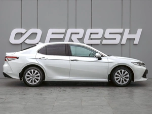 Седан Toyota Camry 2019 года, 2449000 рублей, Краснодар