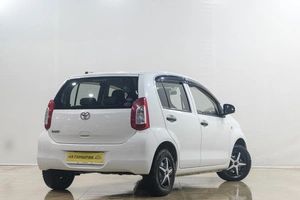 Хетчбэк Toyota Passo 2015 года, 729000 рублей, Новокузнецк