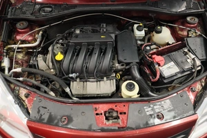 Хэтчбек Renault Sandero 2011 года, 630000 рублей, Курск