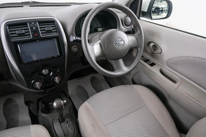 Хетчбэк Nissan March 2013 года, 719000 рублей, Красноярск