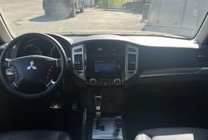 Внедорожник Mitsubishi Pajero 2015 года, 2290000 рублей, Солонцы