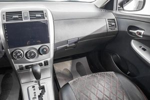 Седан Toyota Corolla 2012 года, 1199000 рублей, Барнаул