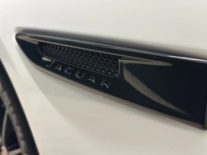Седан Jaguar XF 2017 года, 2600000 рублей, Красноярск