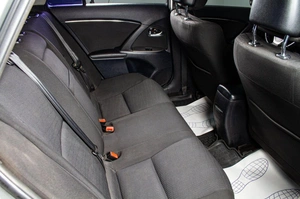 Универсал Toyota Avensis 2009 года, 749000 рублей, Сургут