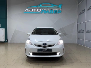 Лифтбек Toyota Prius 2014 года, 1199000 рублей, Красноярск
