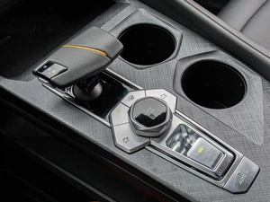 Лифтбек Changan UNI-V 2023 года, 2450000 рублей, Краснодар