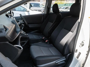 Минивэн Toyota Sienta 2021 года, 1798000 рублей, Краснодар
