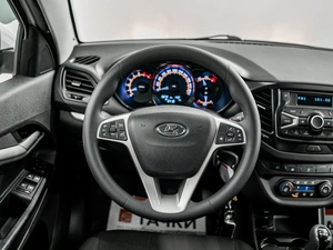 Универсал ВАЗ (LADA) Vesta 2019 года, 900000 рублей, Красноярск